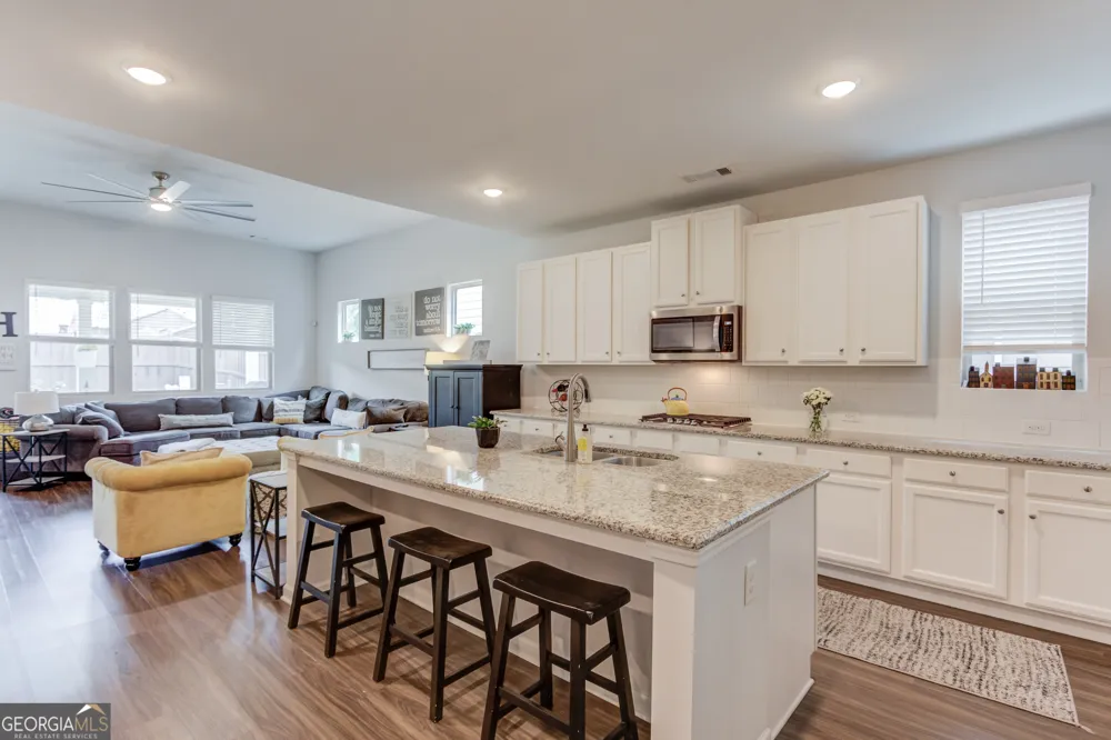 3061 Appling Hills DR Dacula, GA 30019