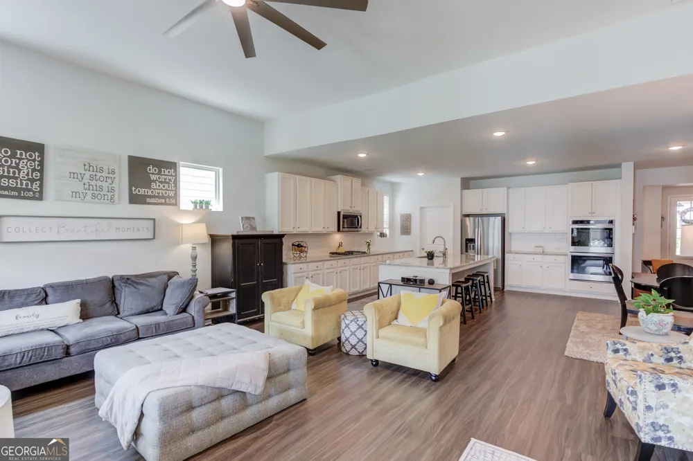 3061 Appling Hills DR Dacula, GA 30019