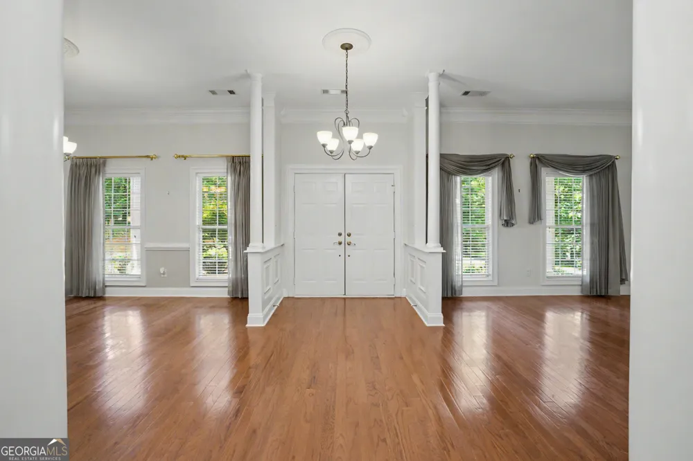 107 Cameron Pointe DR LaGrange, GA 30240