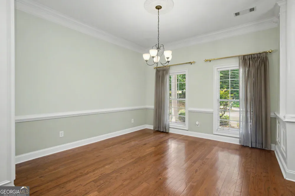 107 Cameron Pointe DR LaGrange, GA 30240