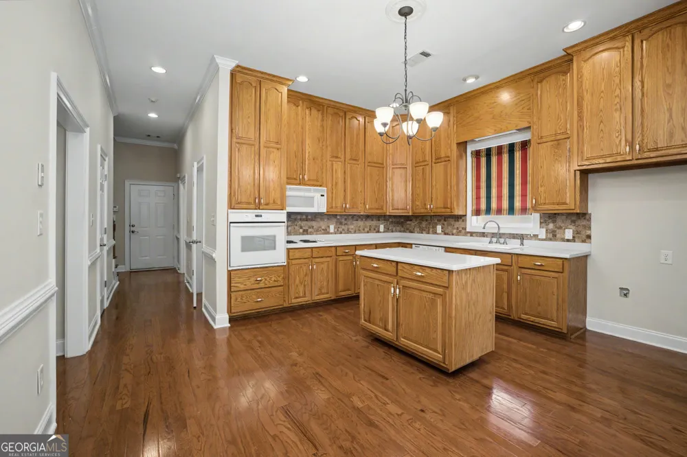 107 Cameron Pointe DR LaGrange, GA 30240