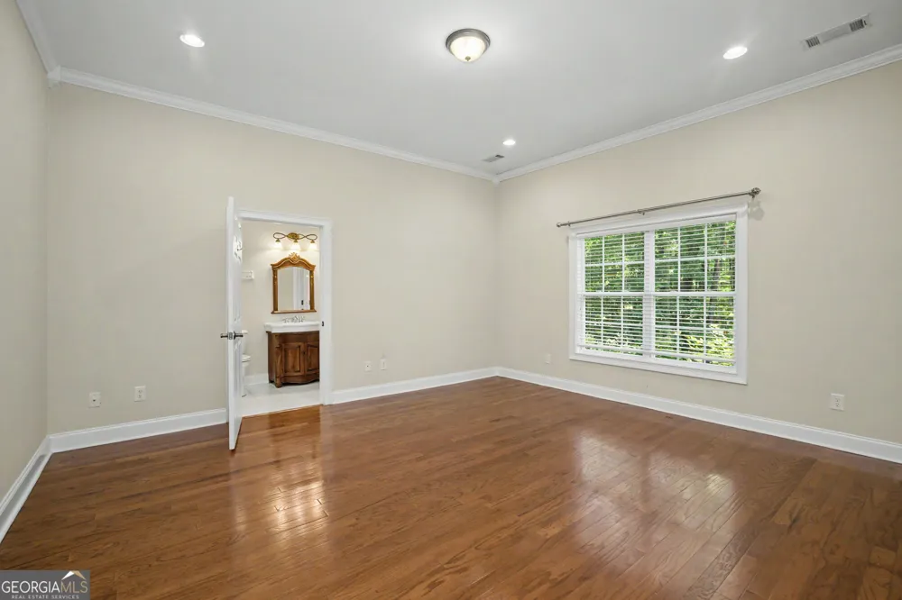 107 Cameron Pointe DR LaGrange, GA 30240