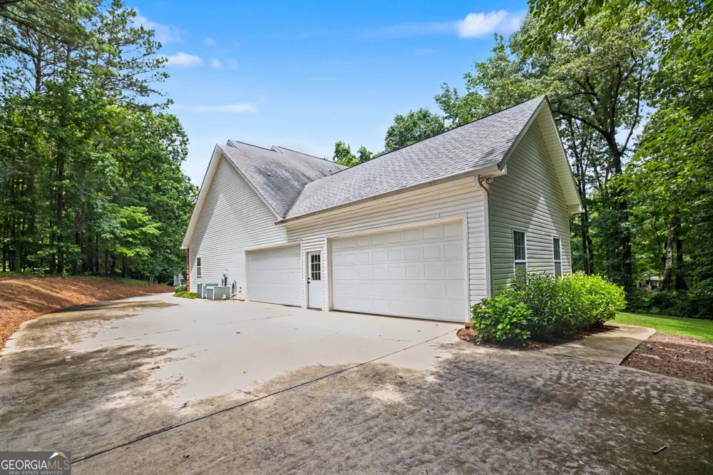 107 Cameron Pointe DR LaGrange, GA 30240