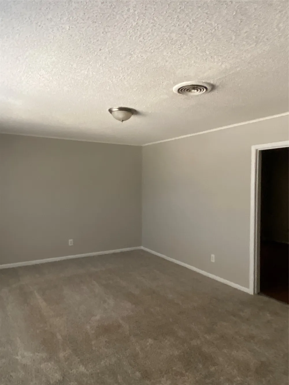5616 Glen Forest Lane Dallas, TX 75241