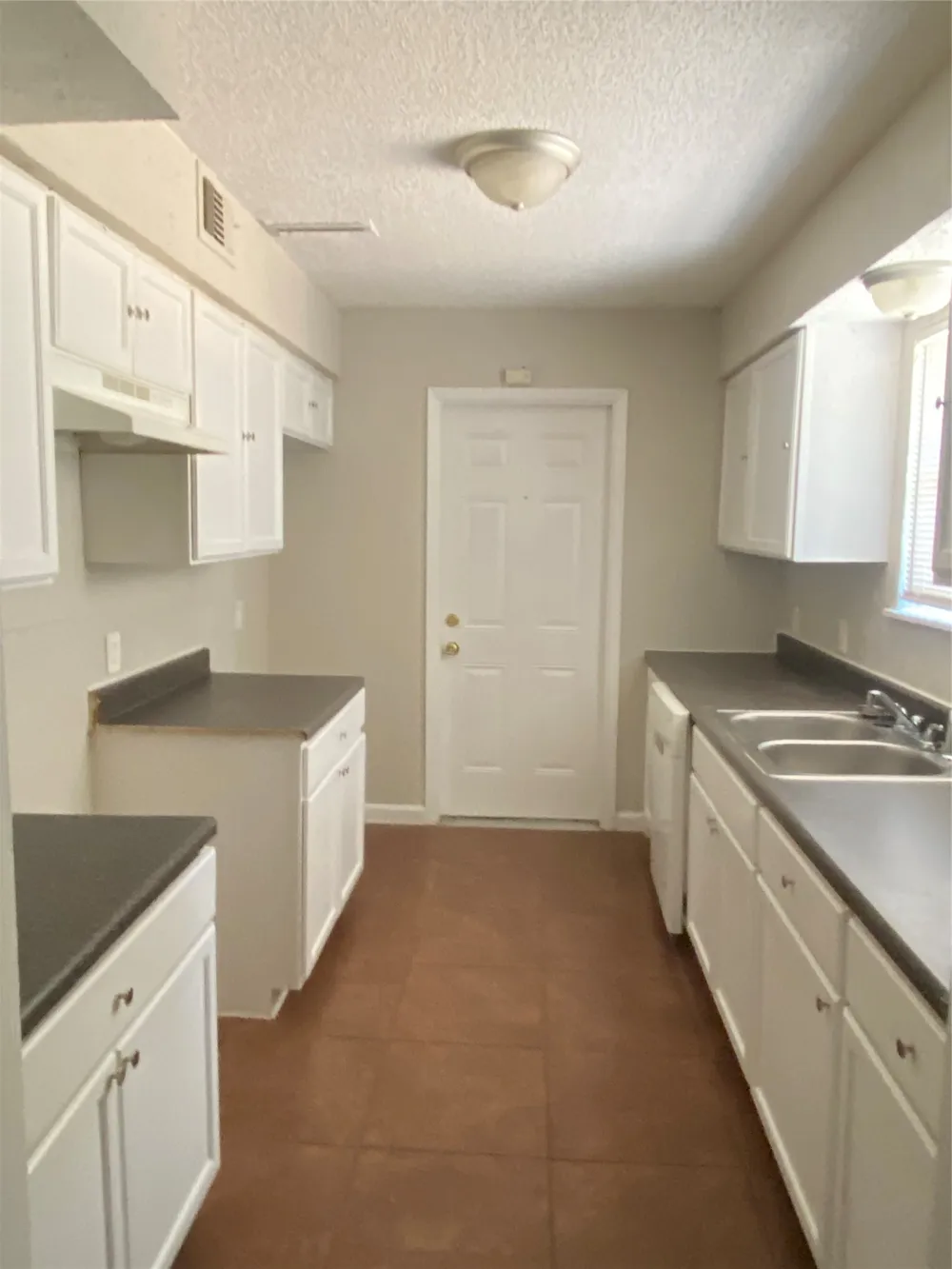 5616 Glen Forest Lane Dallas, TX 75241