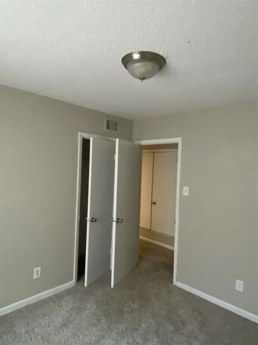 5616 Glen Forest Lane Dallas, TX 75241