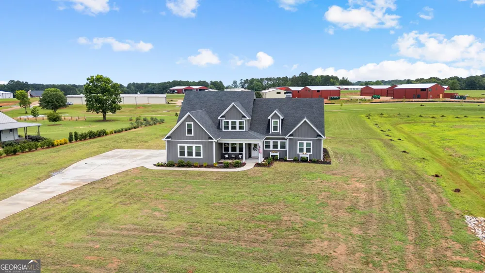 404 Whipple AVE Williamson, GA 30292