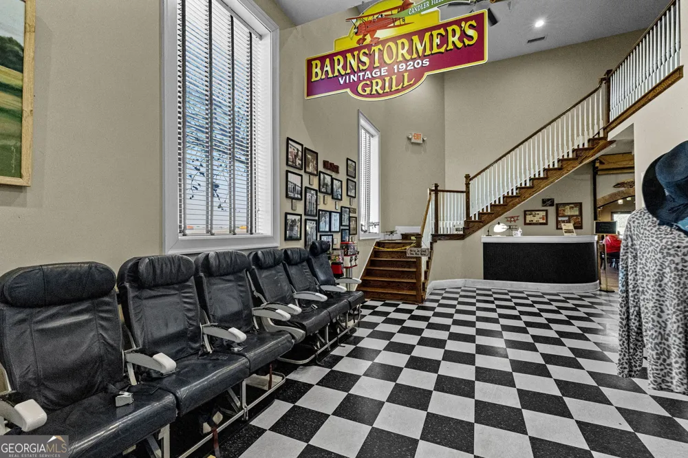 404 Whipple AVE Williamson, GA 30292