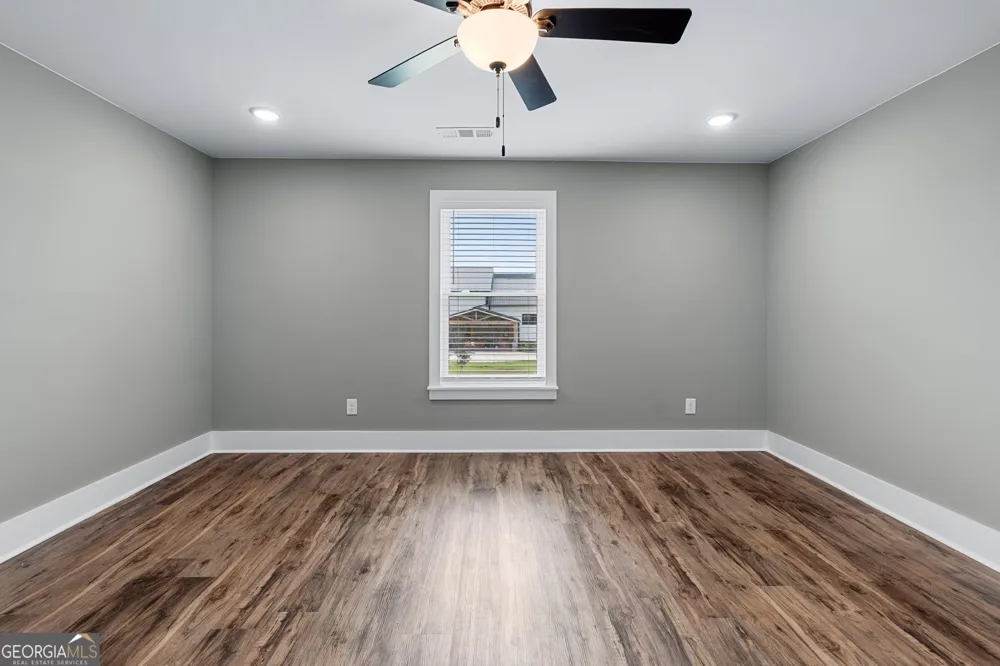 404 Whipple AVE Williamson, GA 30292