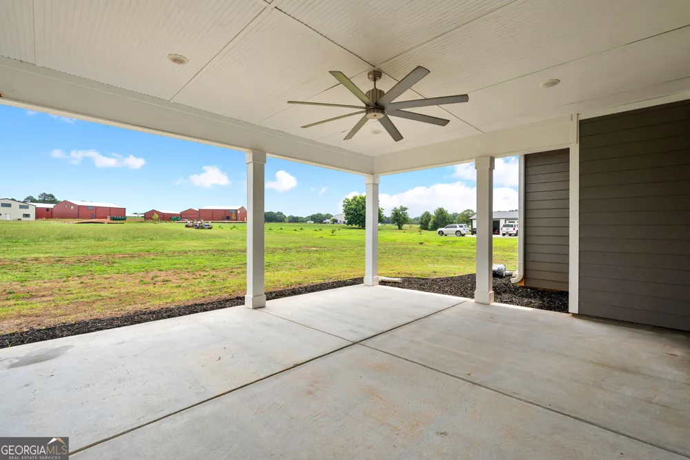 404 Whipple AVE Williamson, GA 30292