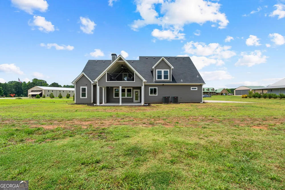 404 Whipple AVE Williamson, GA 30292
