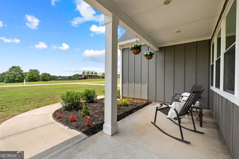 404 Whipple AVE Williamson, GA 30292