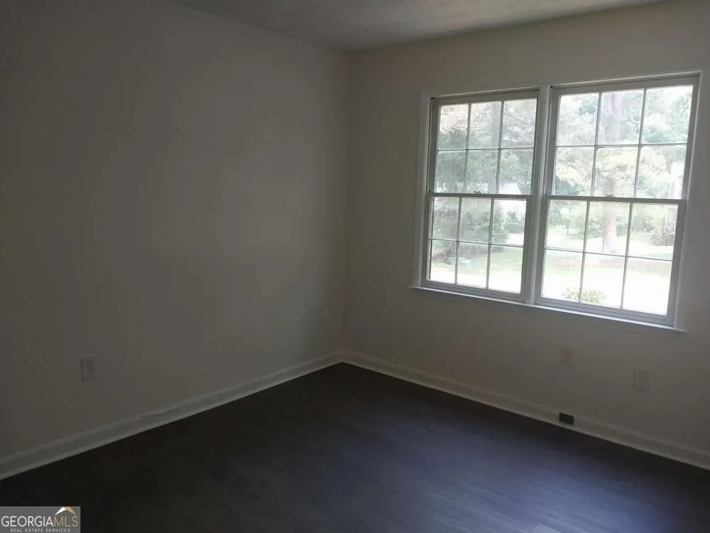 15 Lakeview LN Stockbridge, GA 30281