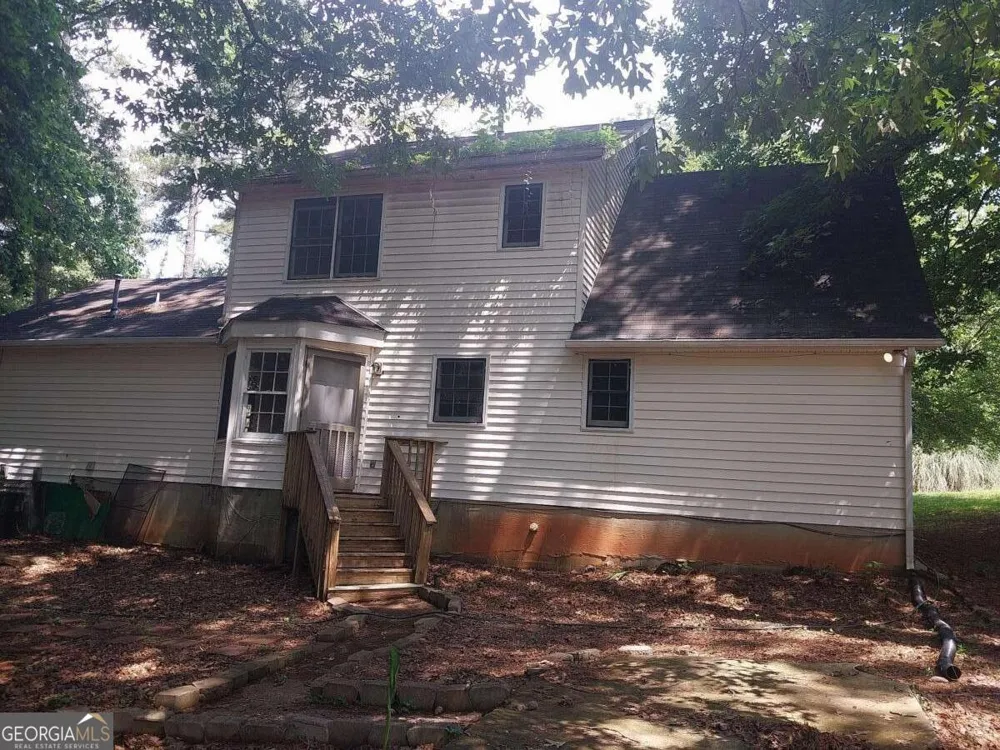15 Lakeview LN Stockbridge, GA 30281