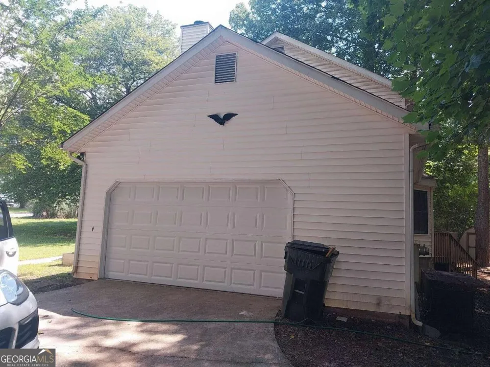 15 Lakeview LN Stockbridge, GA 30281