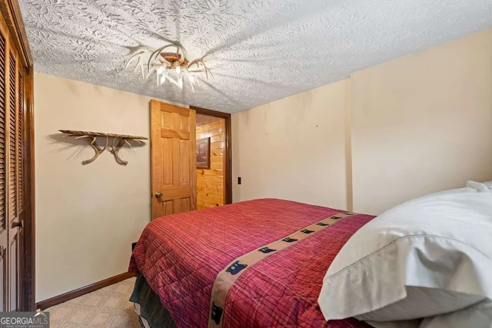 1898 Kimsey Dairy RD Turtletown, TN 37391