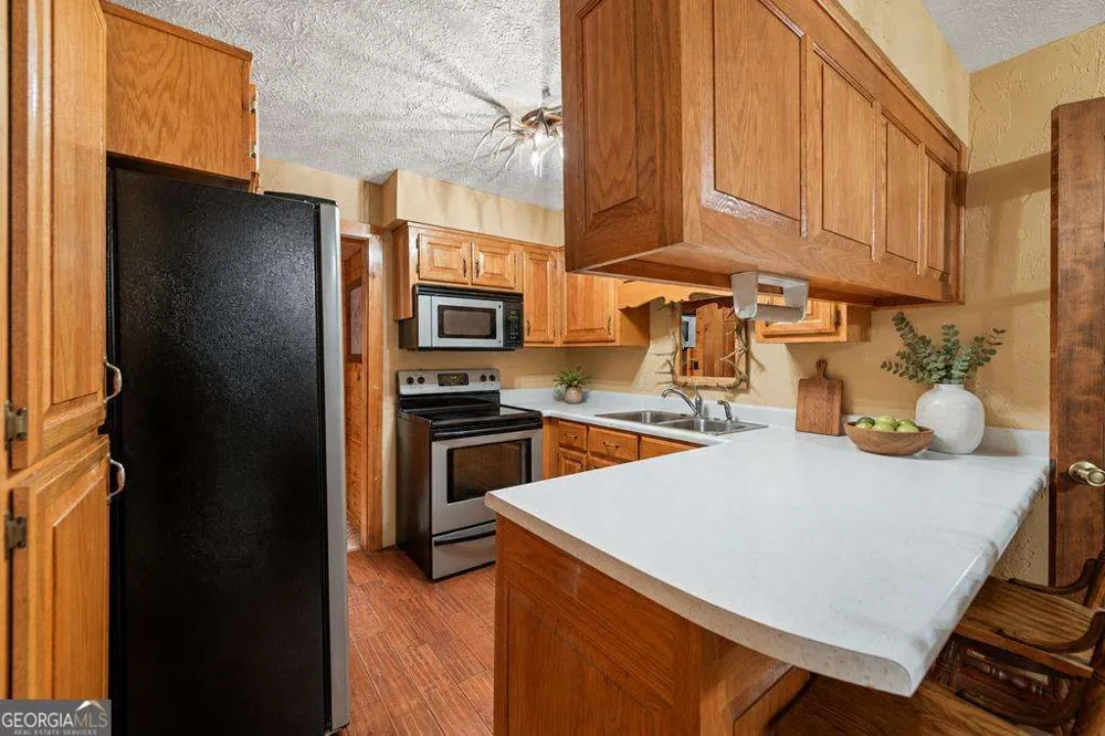 1898 Kimsey Dairy RD Turtletown, TN 37391