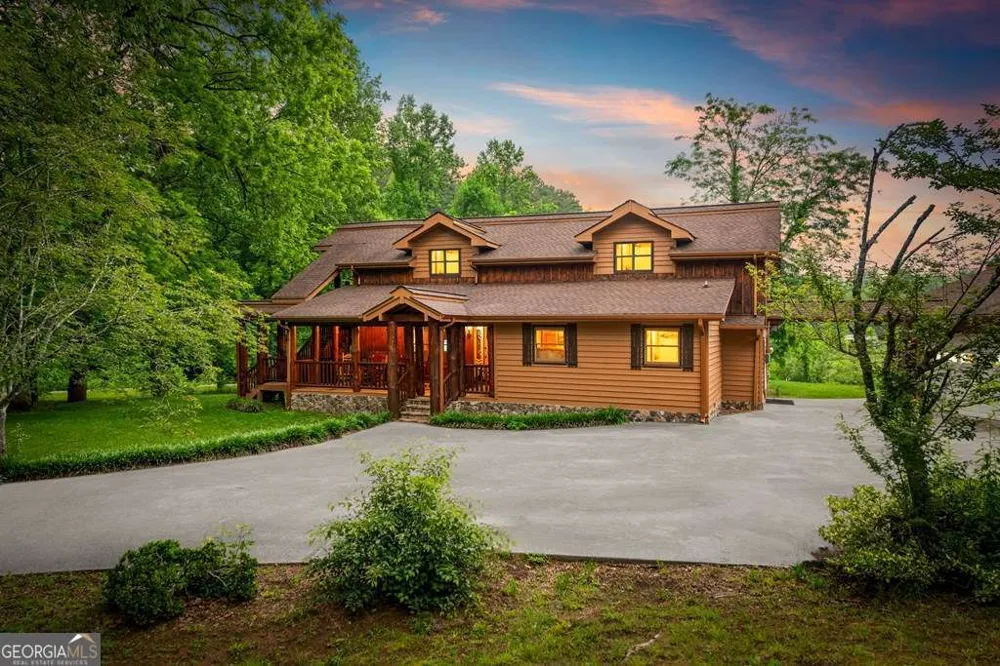 1898 Kimsey Dairy RD Turtletown, TN 37391