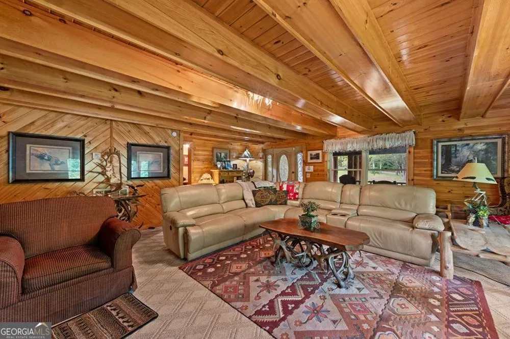 1898 Kimsey Dairy RD Turtletown, TN 37391