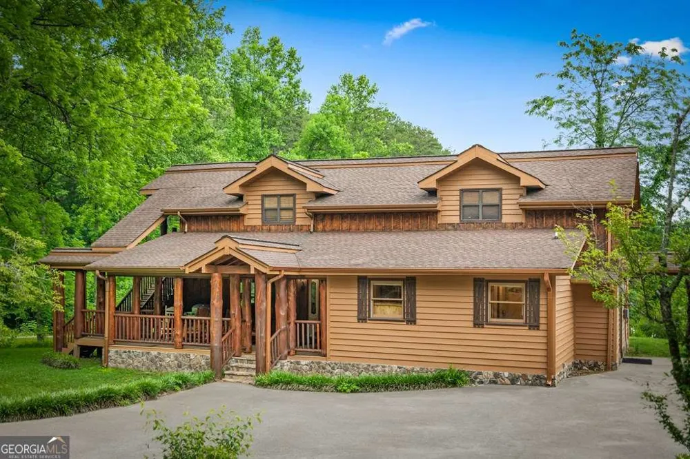1898 Kimsey Dairy RD Turtletown, TN 37391