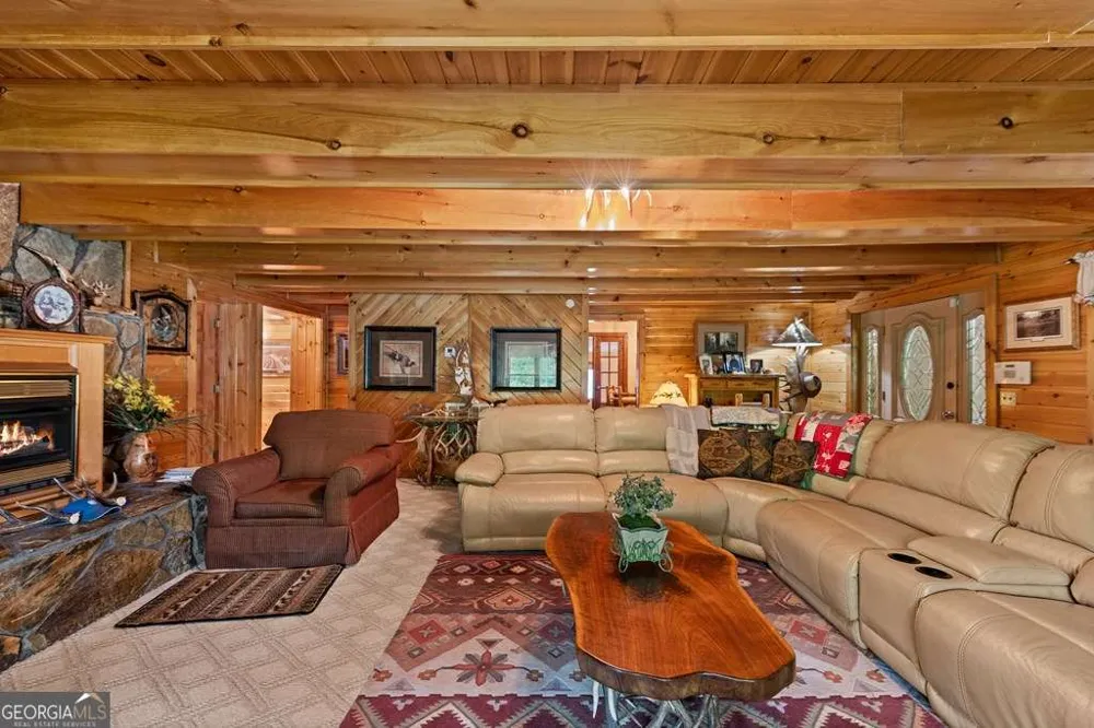 1898 Kimsey Dairy RD Turtletown, TN 37391
