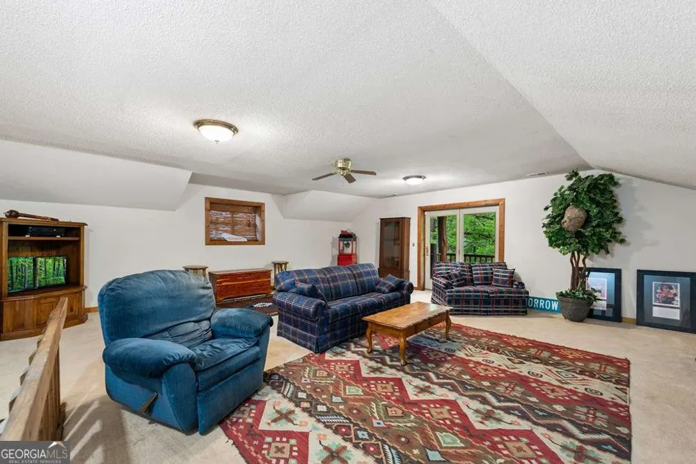1898 Kimsey Dairy RD Turtletown, TN 37391