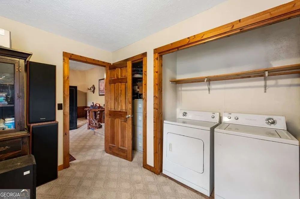 1898 Kimsey Dairy RD Turtletown, TN 37391