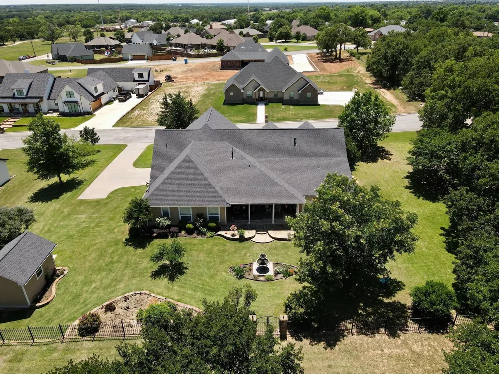 1602 Jefferson Street Bowie, TX 76230