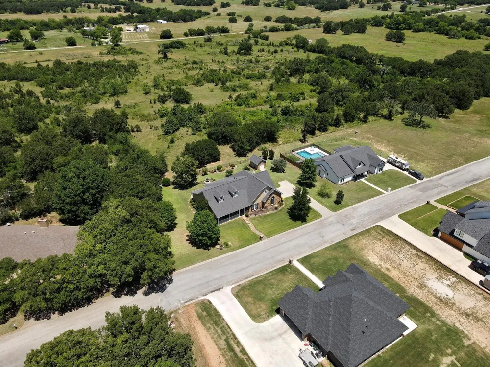 1602 Jefferson Street Bowie, TX 76230
