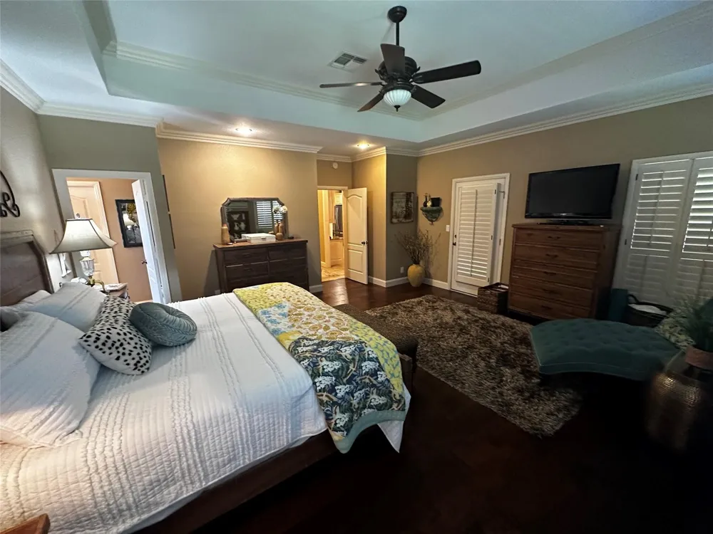 1602 Jefferson Street Bowie, TX 76230