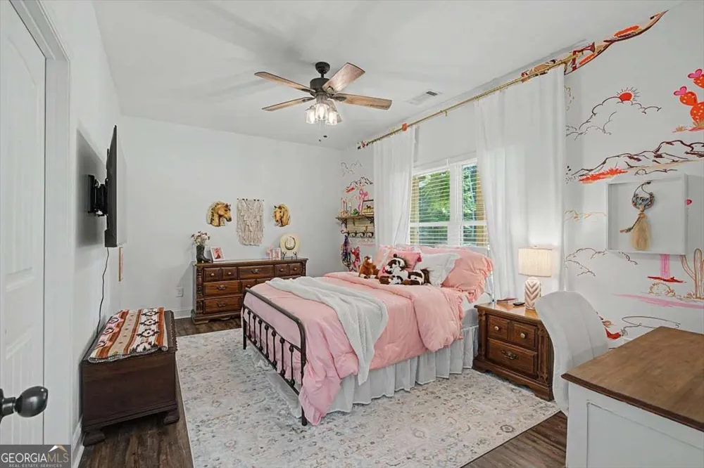 1381 Star Point RD Carrollton, GA 30116