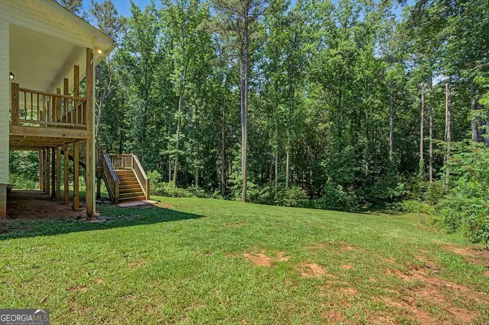 1381 Star Point RD Carrollton, GA 30116