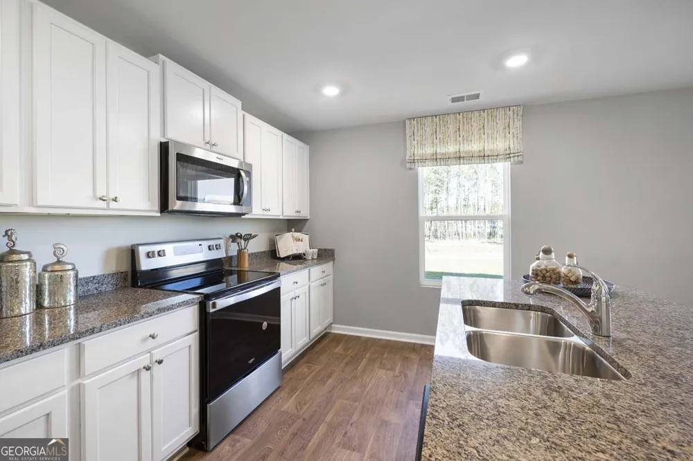 319 Royal Fern LN Statesboro, GA 30461