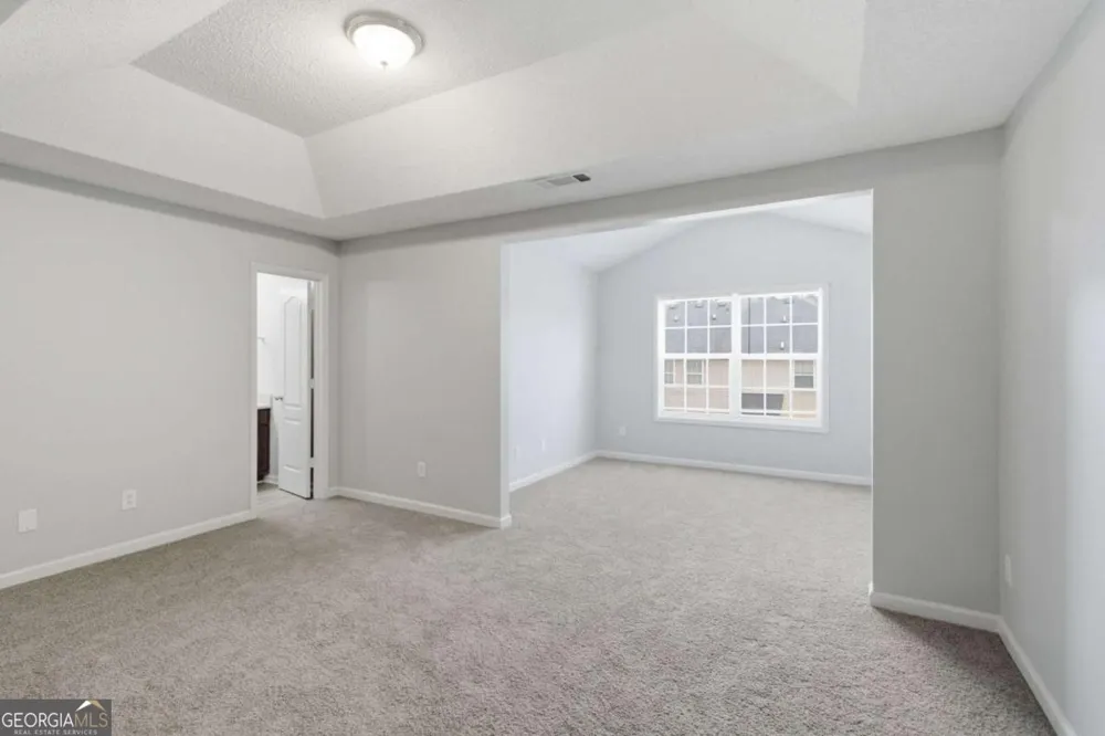 8642 Thomas LN Riverdale, GA 30274