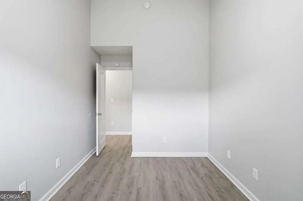 8642 Thomas LN Riverdale, GA 30274