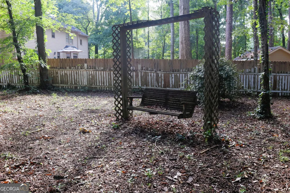 220 Creekwood TRL Fayetteville, GA 30214