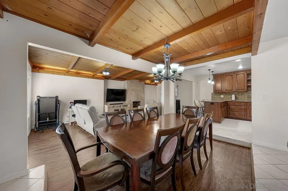 922 Denise Ln El Cajon, CA 92020