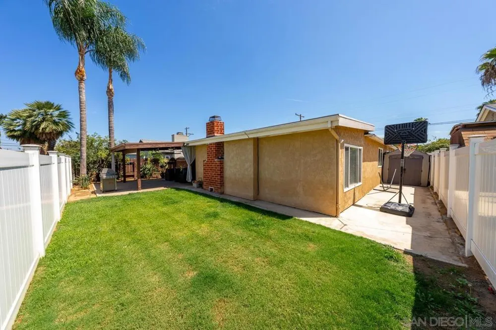 922 Denise Ln El Cajon, CA 92020