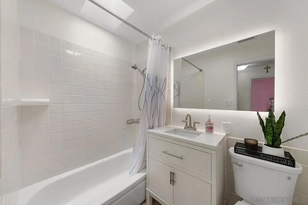 922 Denise Ln El Cajon, CA 92020