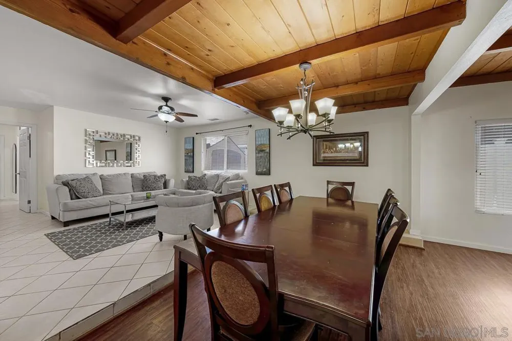 922 Denise Ln El Cajon, CA 92020