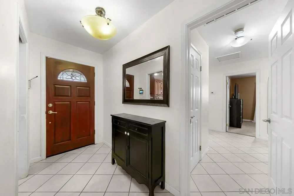922 Denise Ln El Cajon, CA 92020