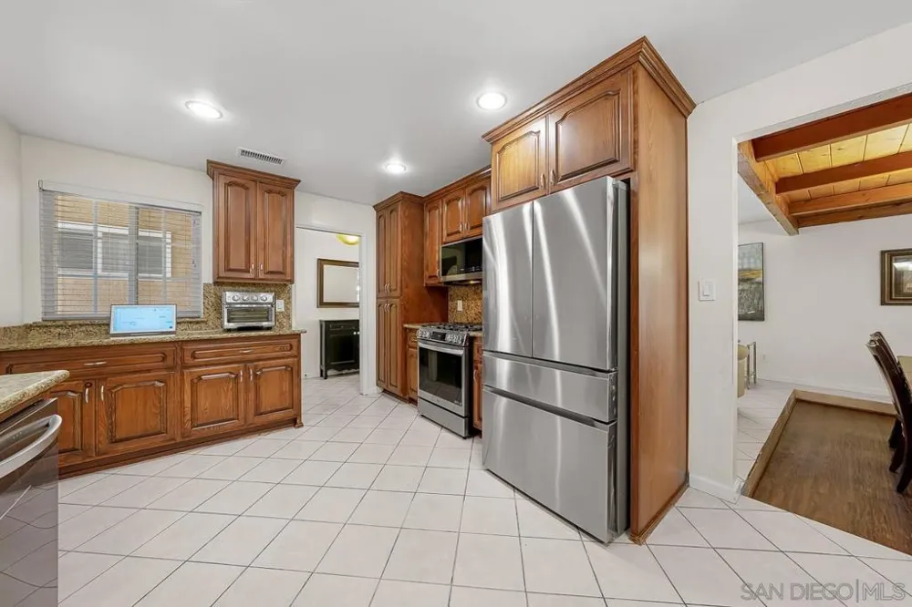922 Denise Ln El Cajon, CA 92020