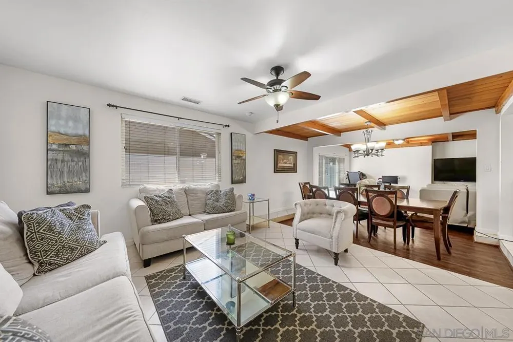 922 Denise Ln El Cajon, CA 92020