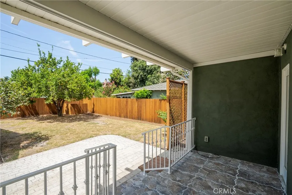 435 S Mariposa Burbank, CA 91506