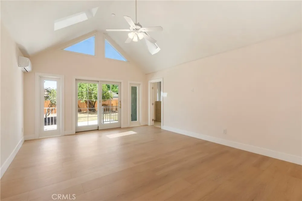 435 S Mariposa Burbank, CA 91506