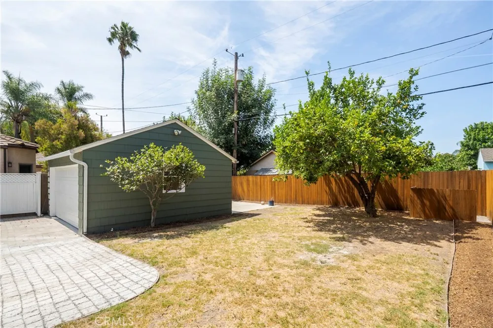 435 S Mariposa Burbank, CA 91506
