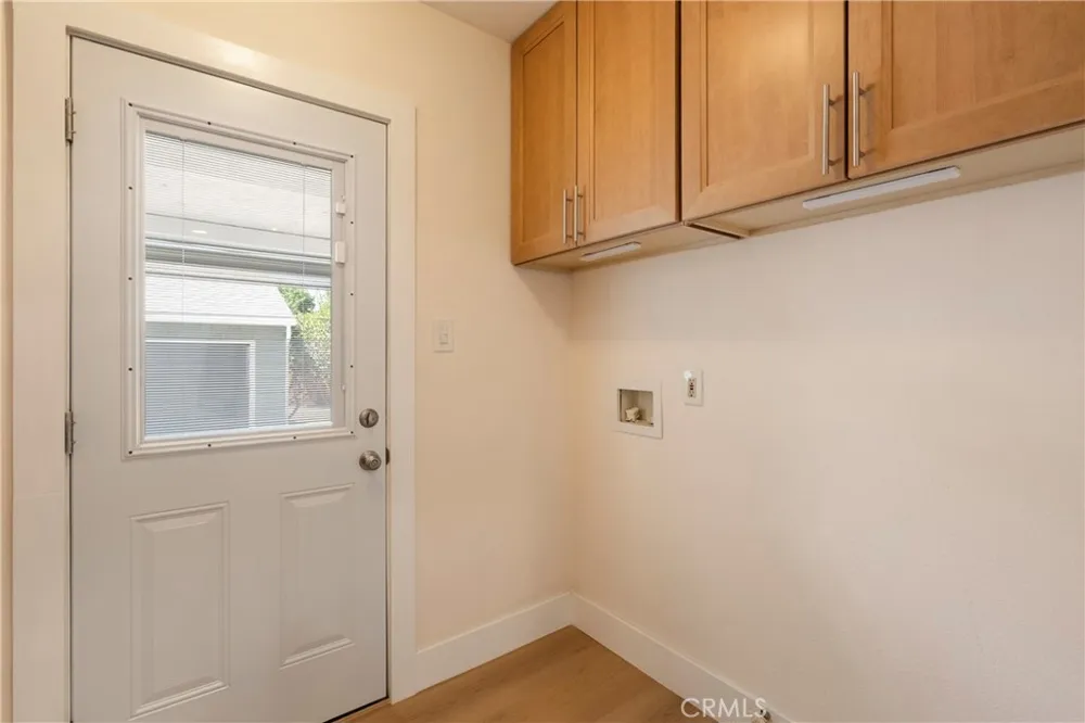 435 S Mariposa Burbank, CA 91506