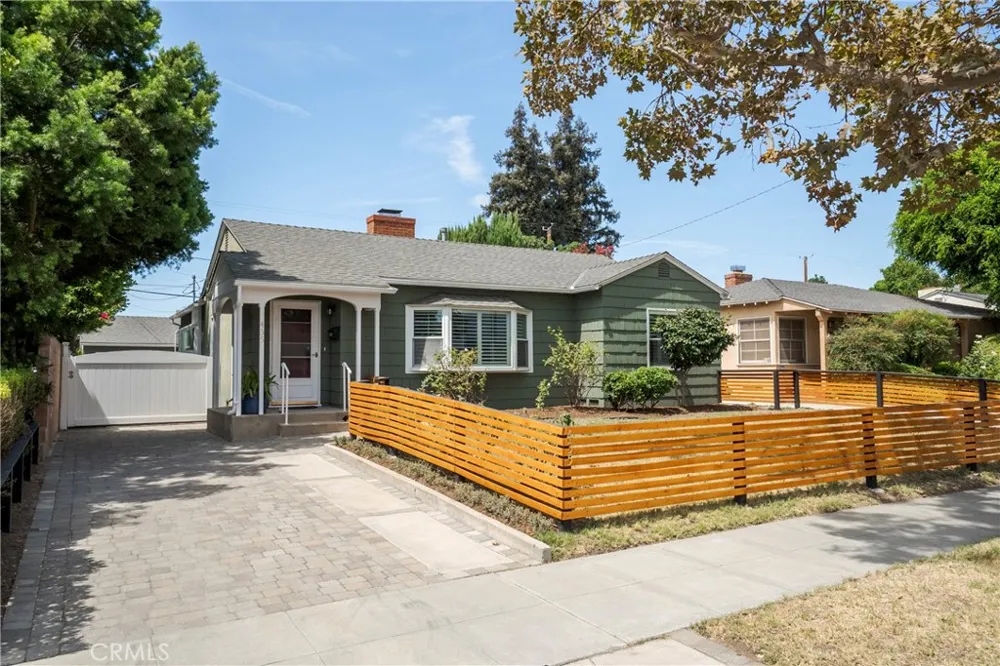 435 S Mariposa Burbank, CA 91506