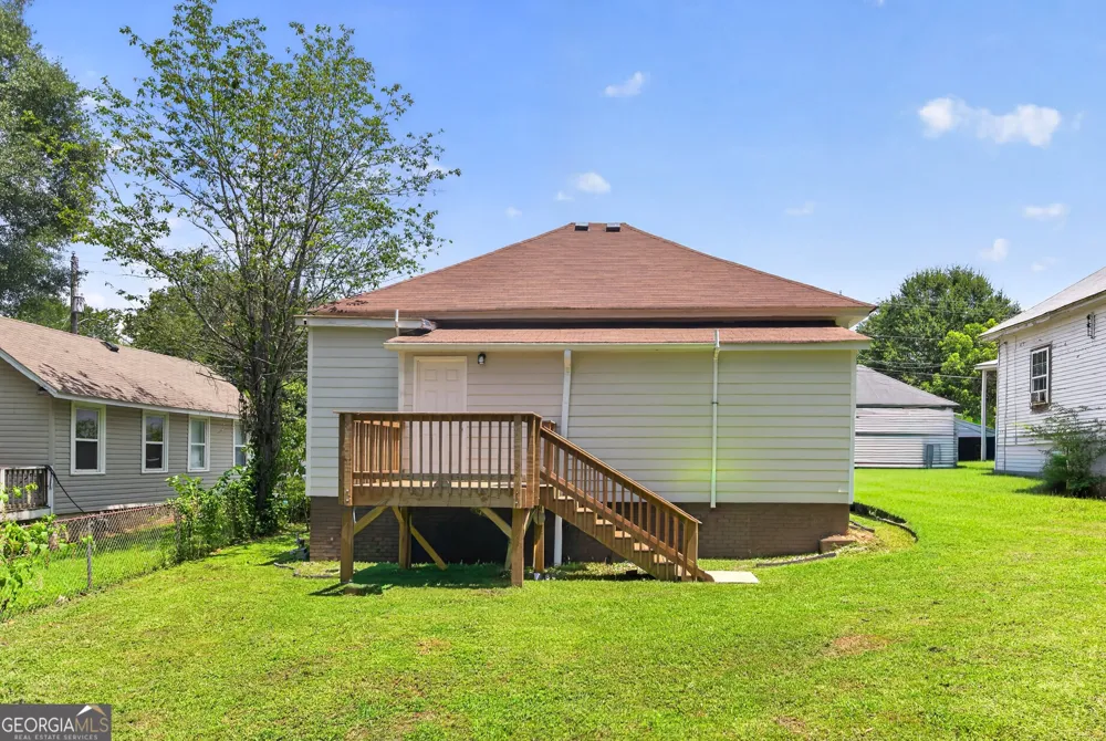 128 Grady Smith ST Grantville, GA 30220