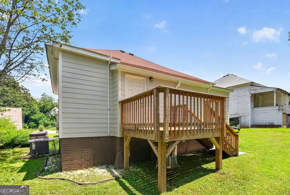 128 Grady Smith ST Grantville, GA 30220